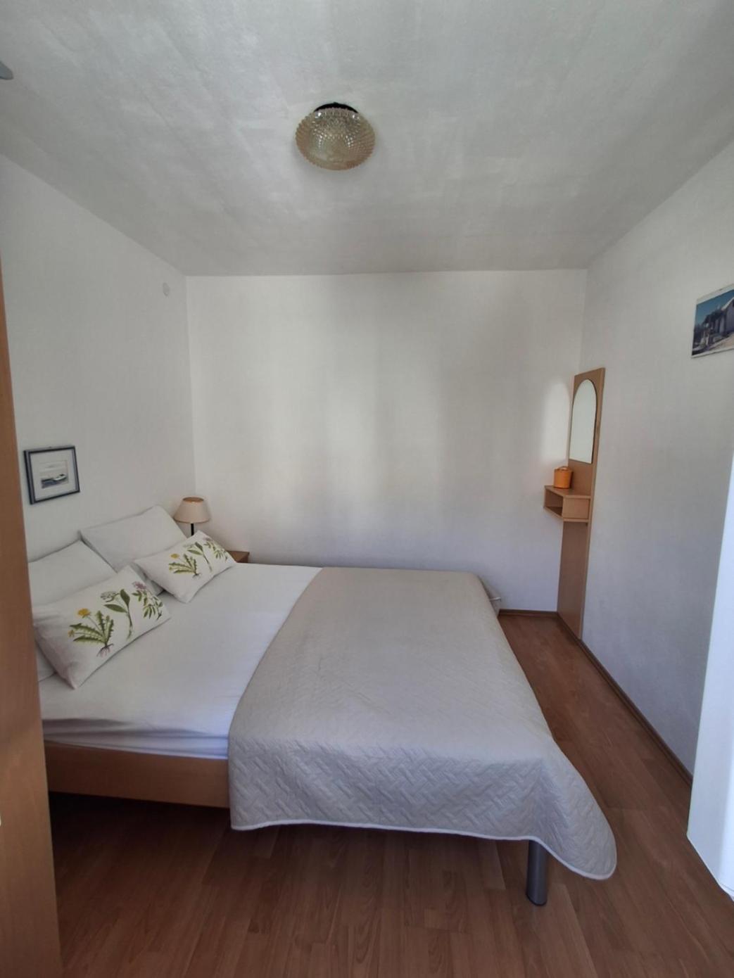 Apartment Irena Bol Dış mekan fotoğraf